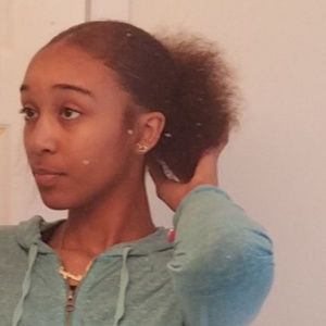 Meet your Posher, Brianna